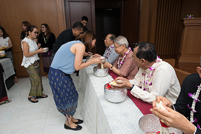 บริษัท ธรรมนิติ จำกัด (มหาชน) ได้จัดงานสืบสานประเพณีสงกรานต์ เนื่องในวันปีใหม่ไทย ๒๕๖๐